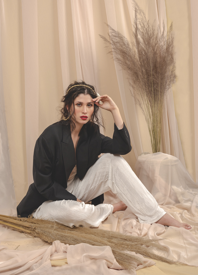 Editorial de saco color durazno